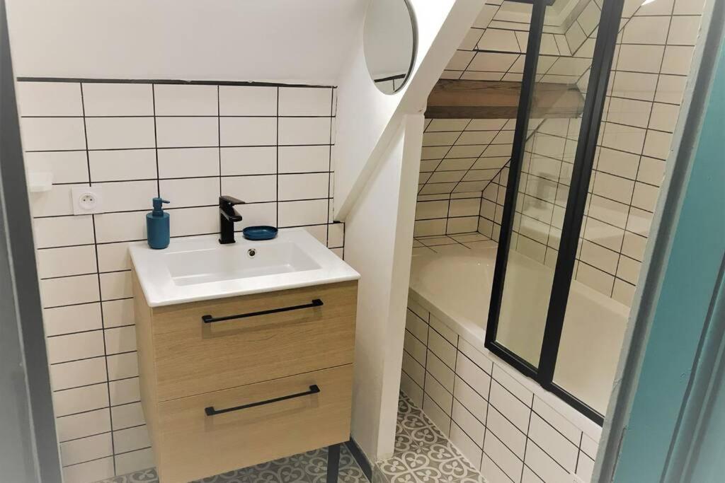 Gite De L Observatoire 6 Personnes トゥール エクステリア 写真
